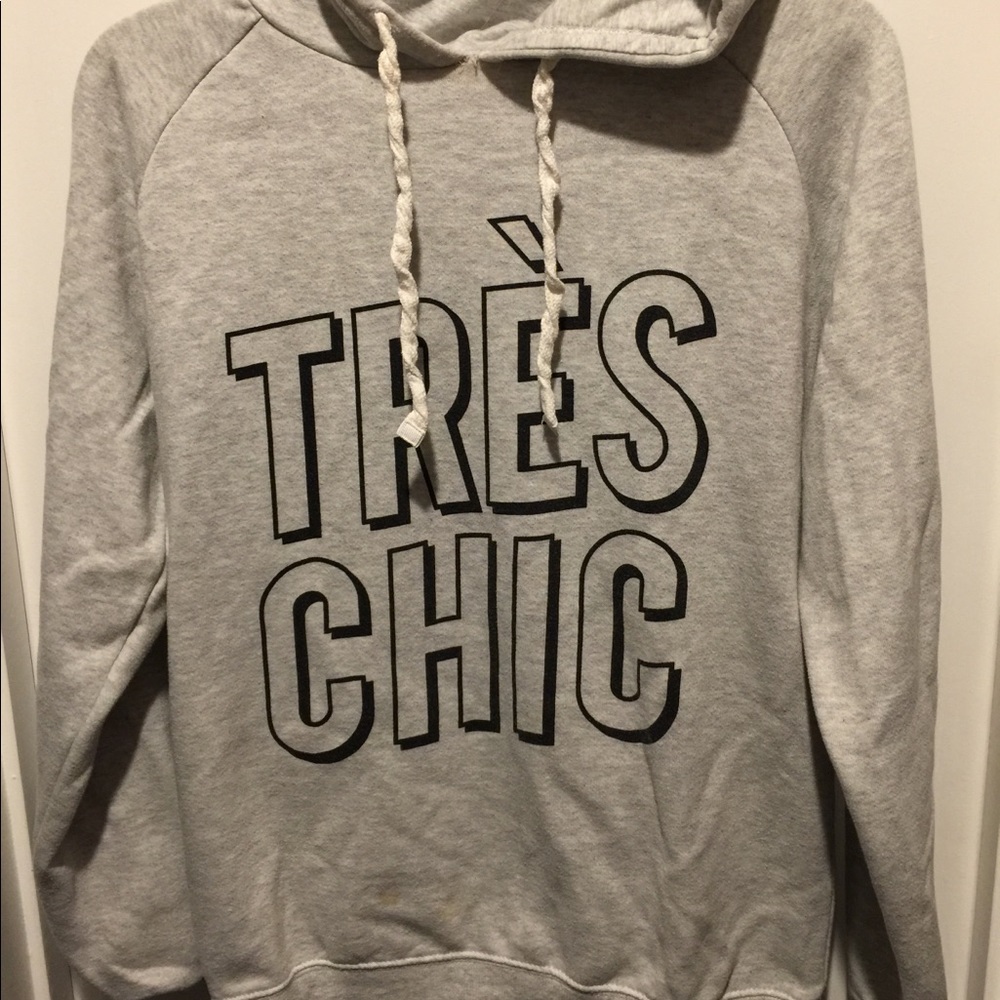 Grey sweatshirt